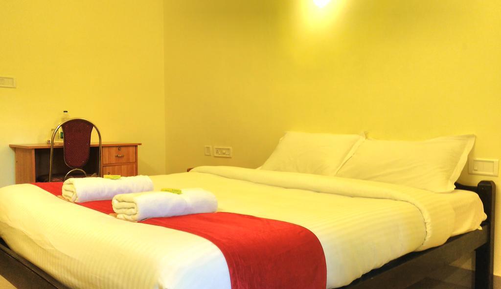 Lamond Holidays Munnar Exterior foto