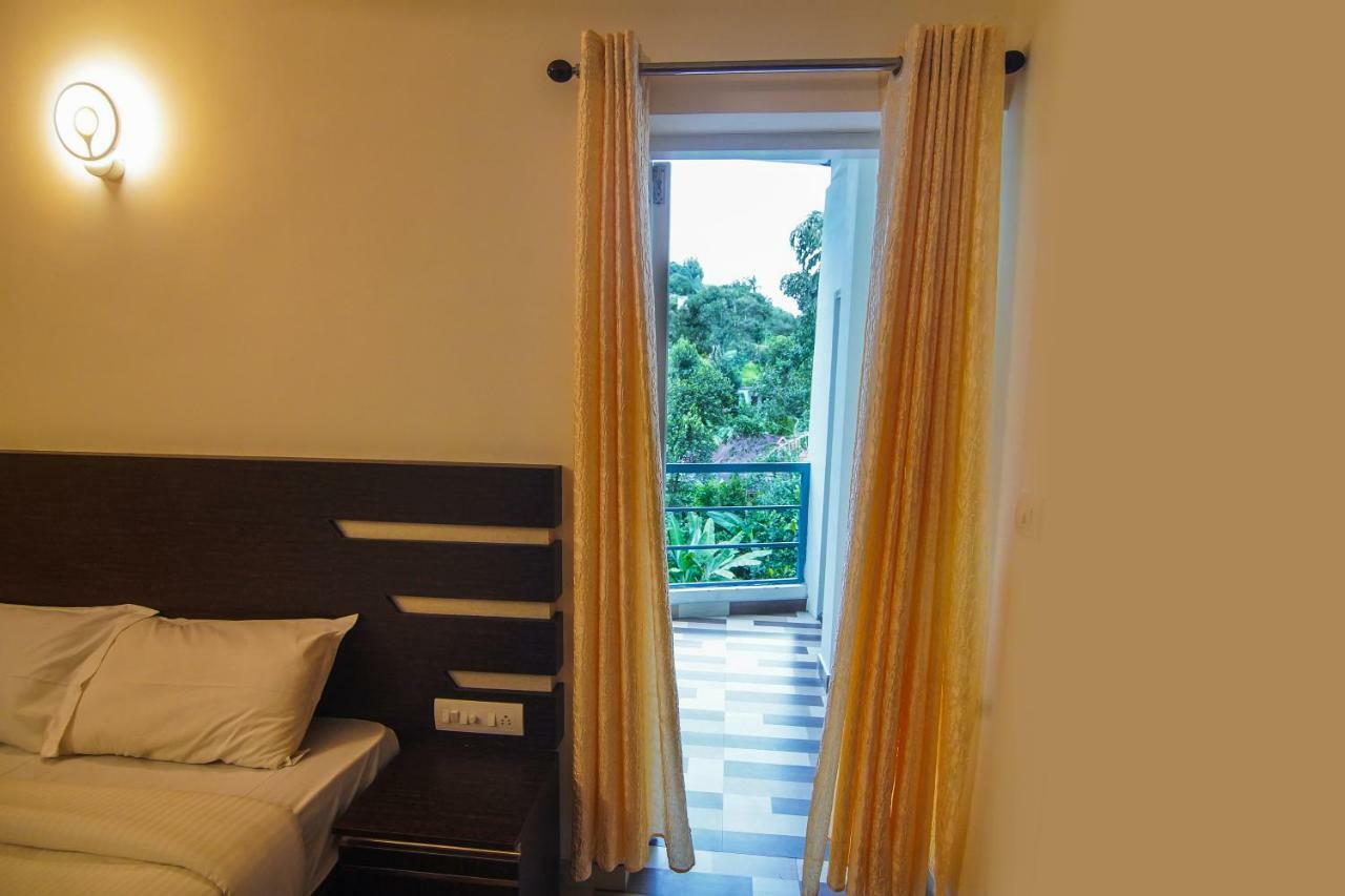 Lamond Holidays Munnar Exterior foto